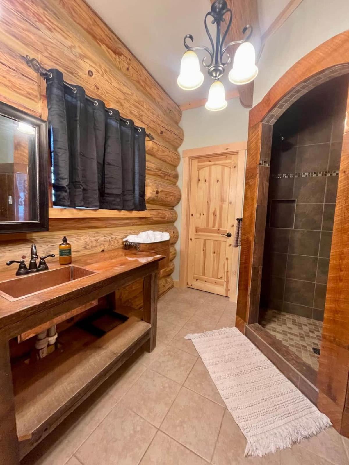 Stunning Log Cabin Getaway At The Hannu Haus Ironwood Exteriér fotografie